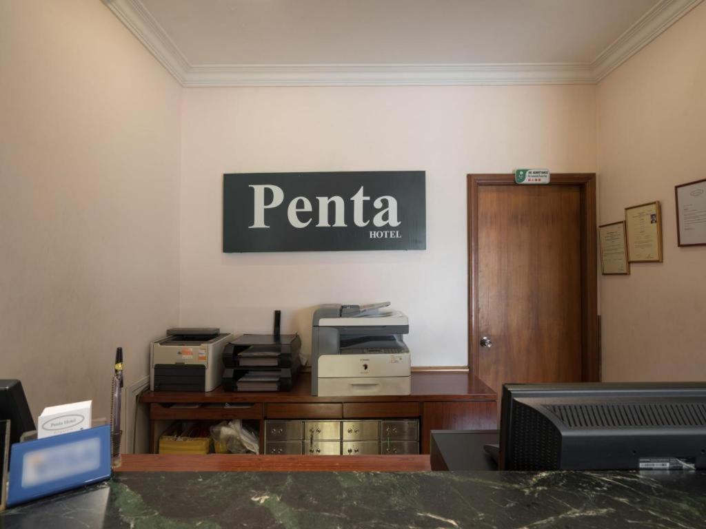 Penta Hotel Singapore Exterior photo