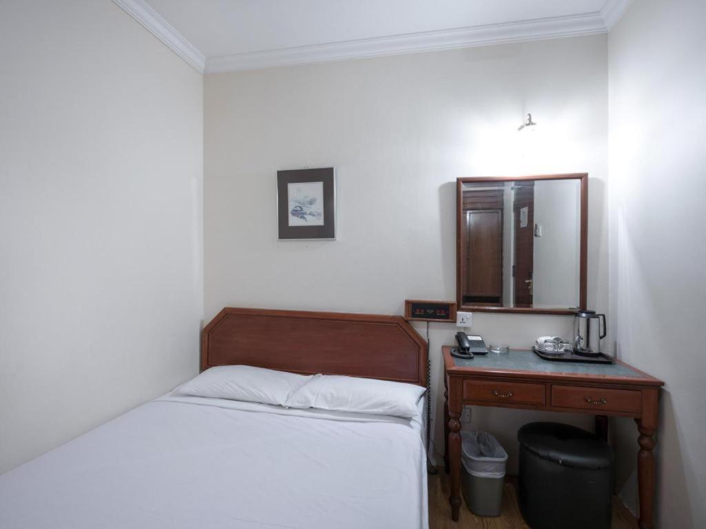 Penta Hotel Singapore Exterior photo