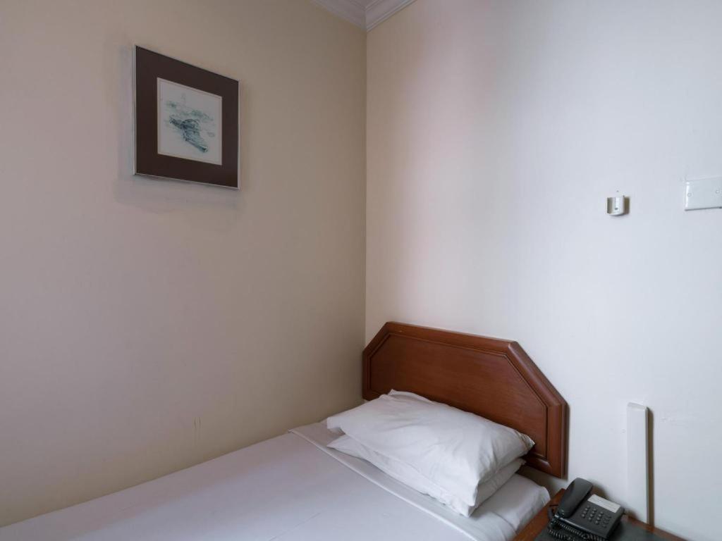 Penta Hotel Singapore Exterior photo