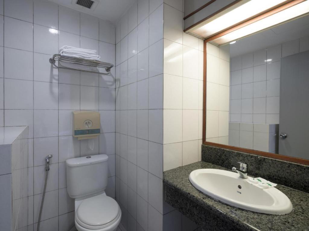 Penta Hotel Singapore Exterior photo